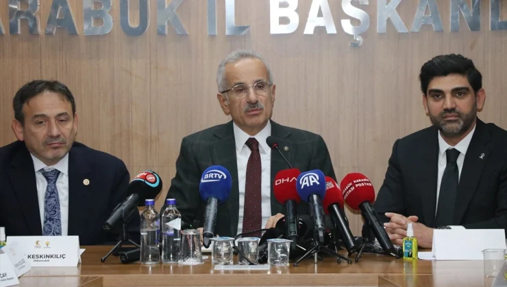 Ulaştırma ve Altyapı Bakanı Abdulkadir Uraloğlu, Filyos Limanı’ndaki çalışmalara ilişkin açıklamalarda bulundu